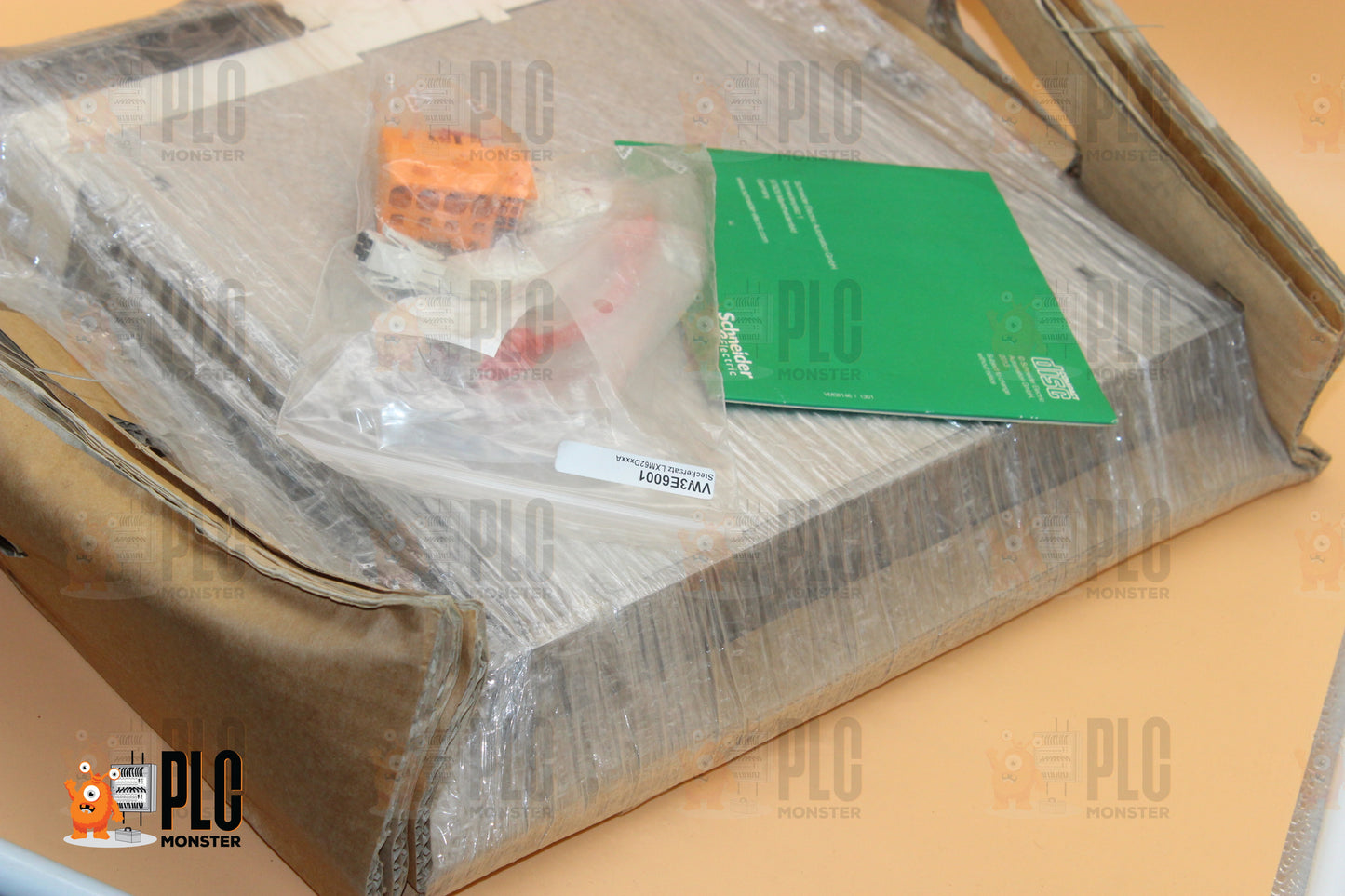 NEW NO BOX | SCHNEIDER ELECTRIC | LXM62DD27A21000 |