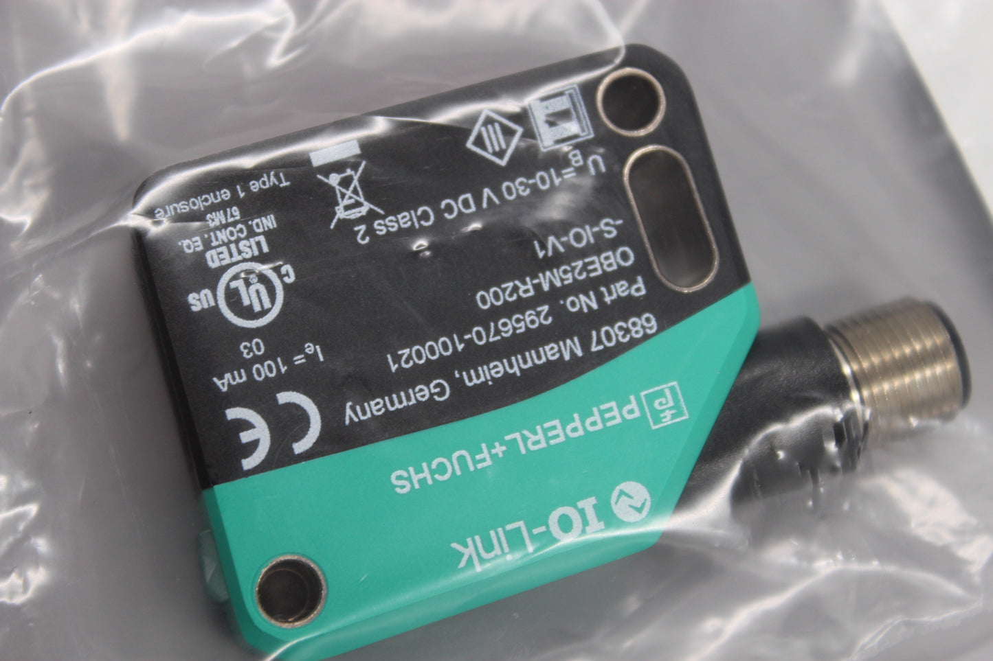 NEW | Pepperl+Fuchs | OBE25M-R200-S2EP-IO-V1 |