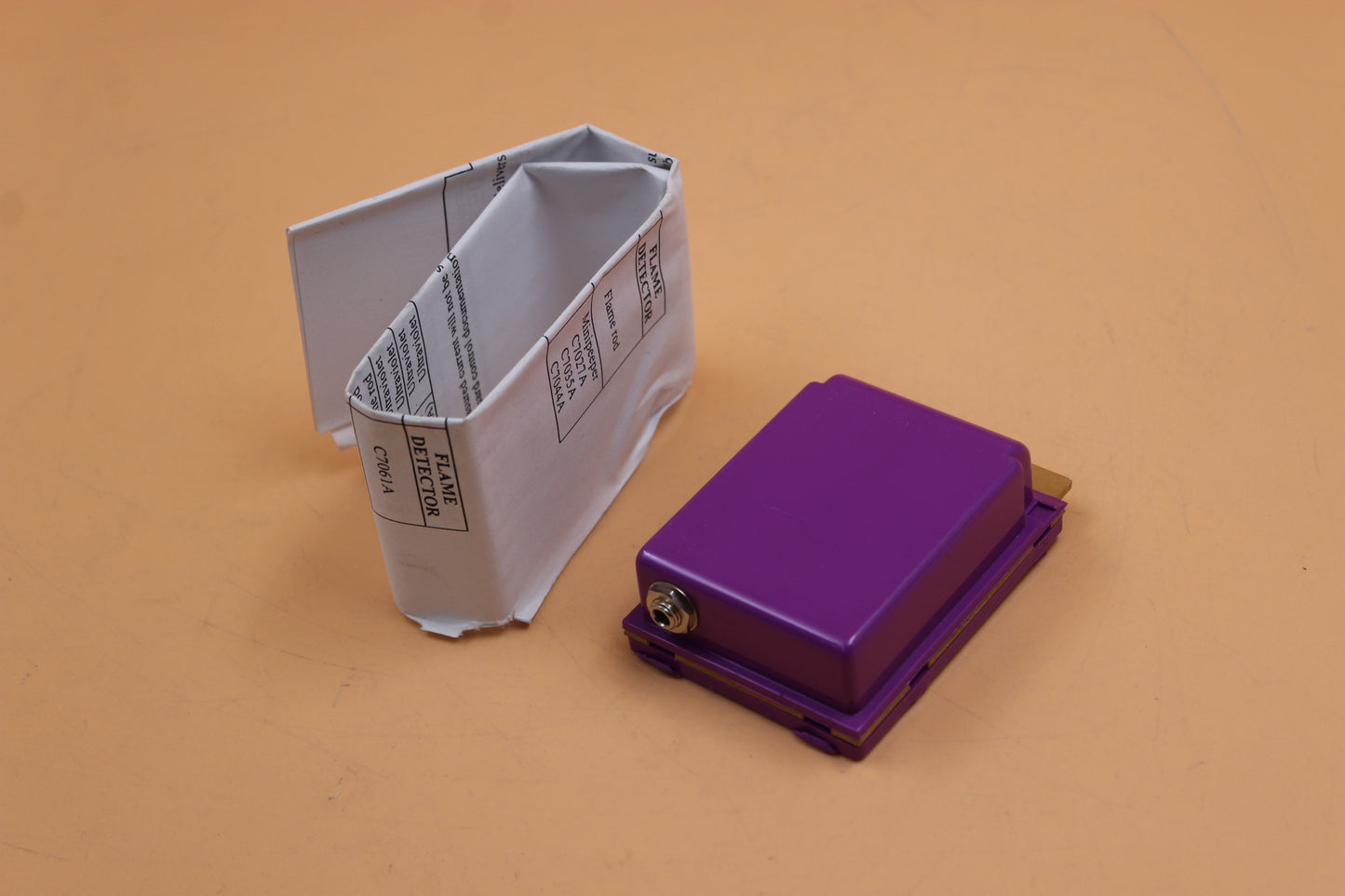NEW | HONEYWELL | R7323 A 1020 |