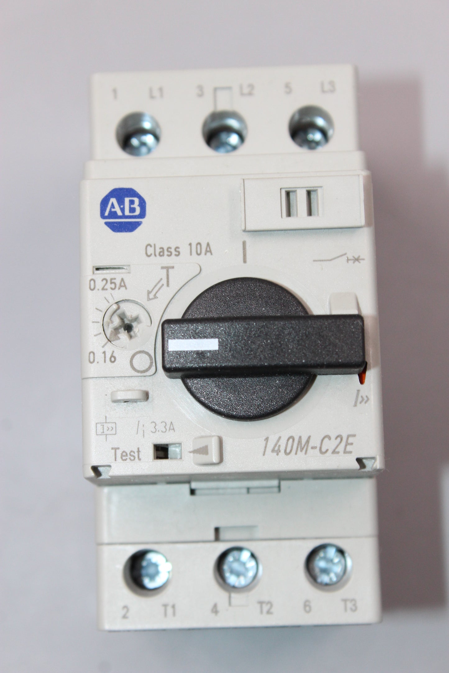 NEW | ALLEN-BRADLEY | 140M-C2E-A25 |