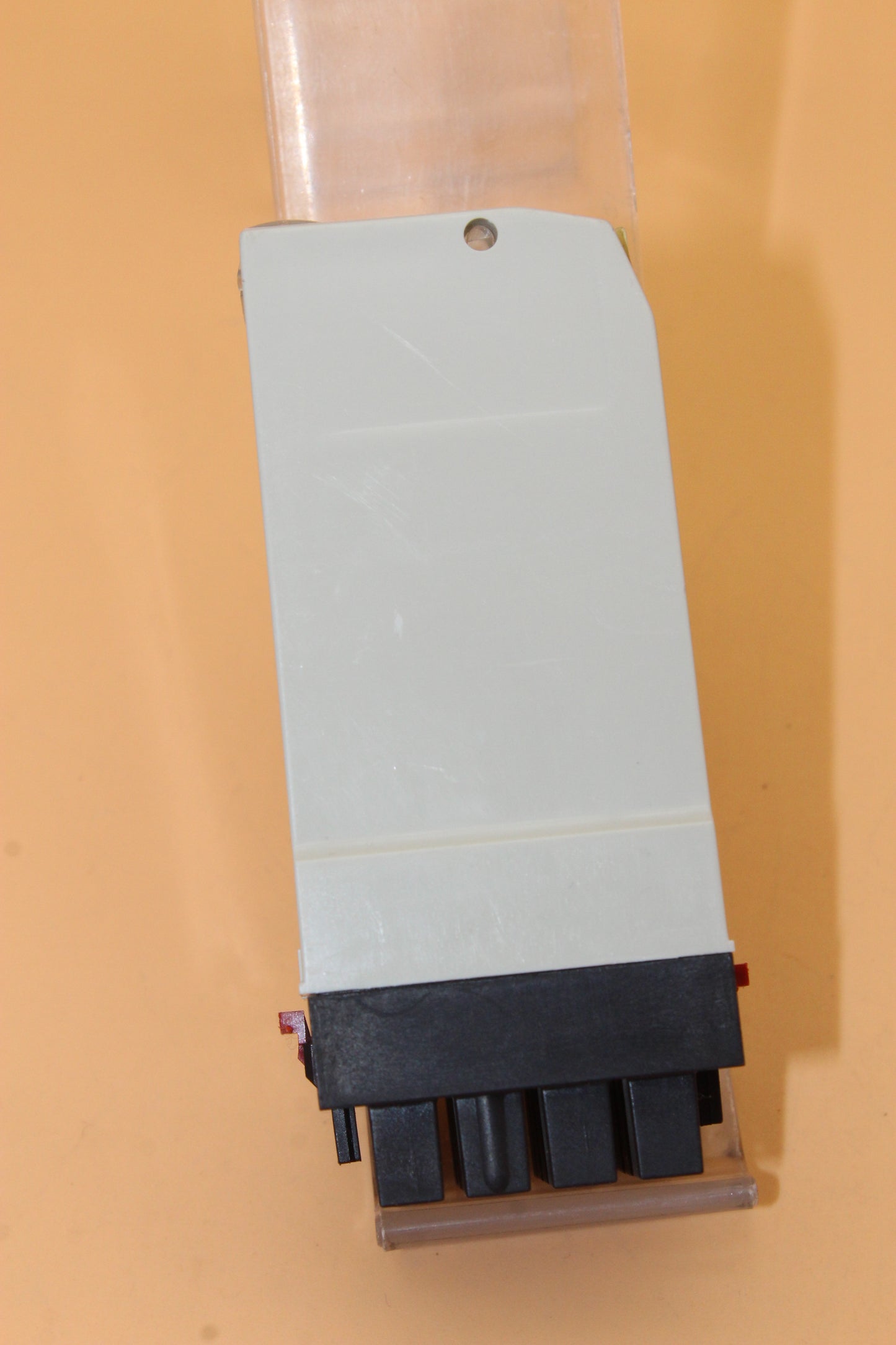 NEW OPEN BOX | TELEMECANIQUE | RHK 412B |