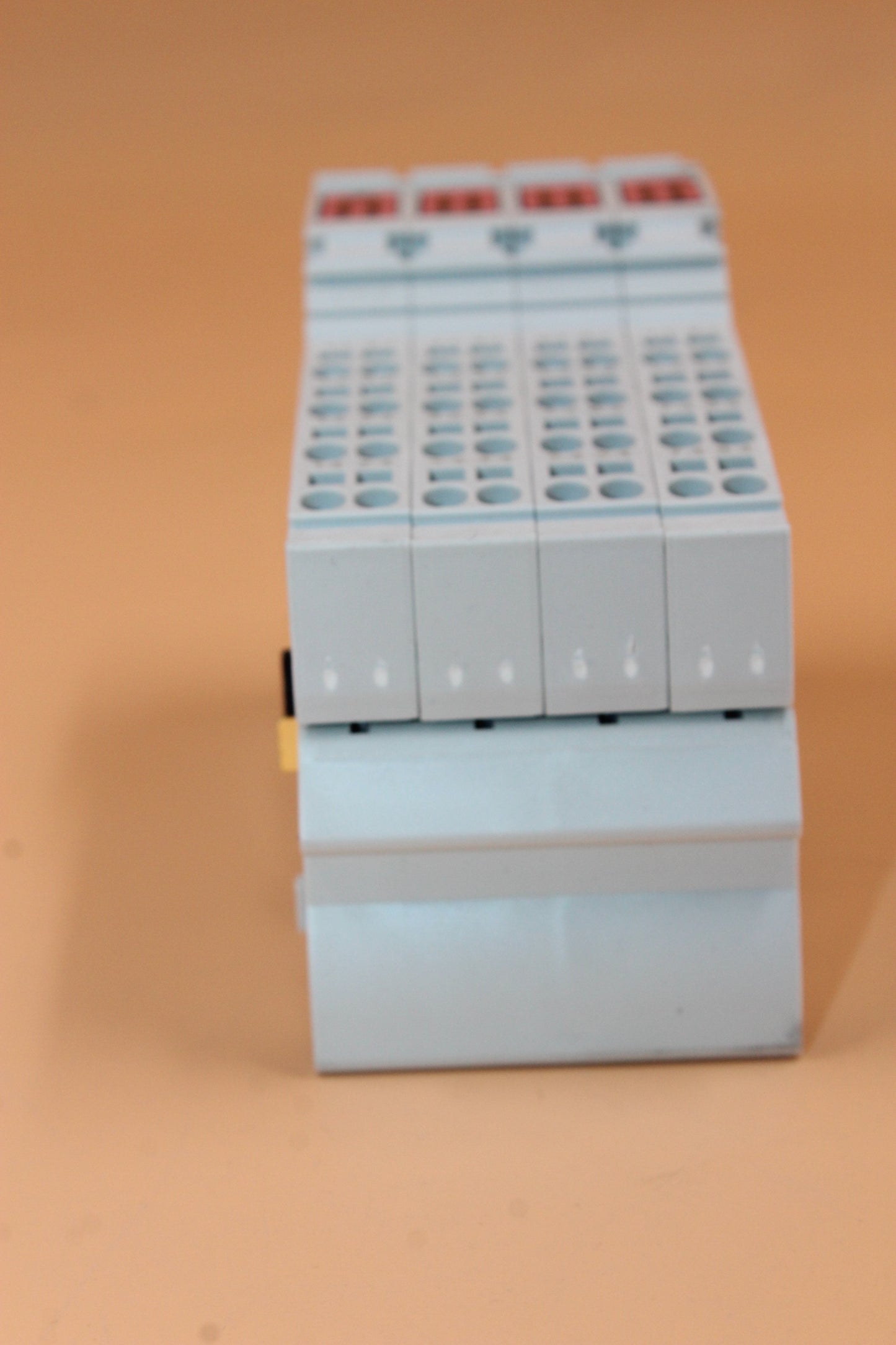 NEW | REXROTH | R-IB IL 24 DO 32#HD-PAC |
