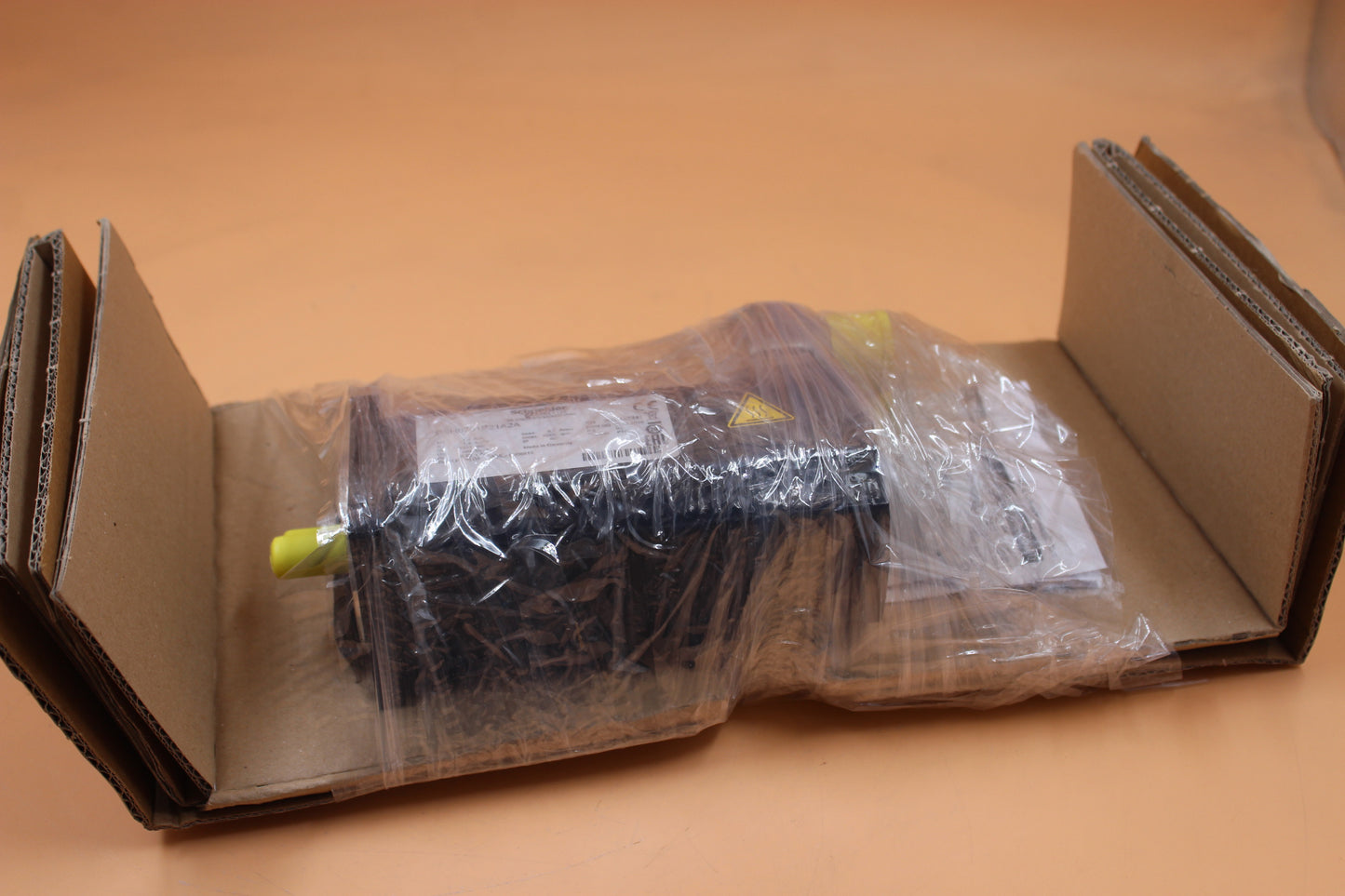 NEW | SCHNEIDER ELECTRIC | BSH0701P21A2A |