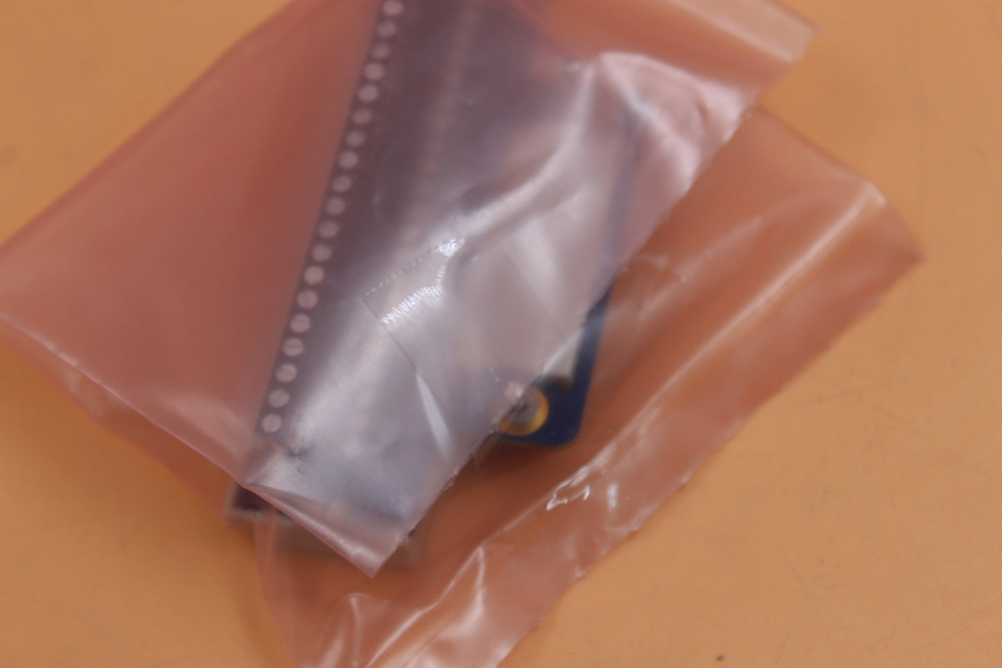 NEW | ALLEN-BRADLEY | 2097-TB1 |