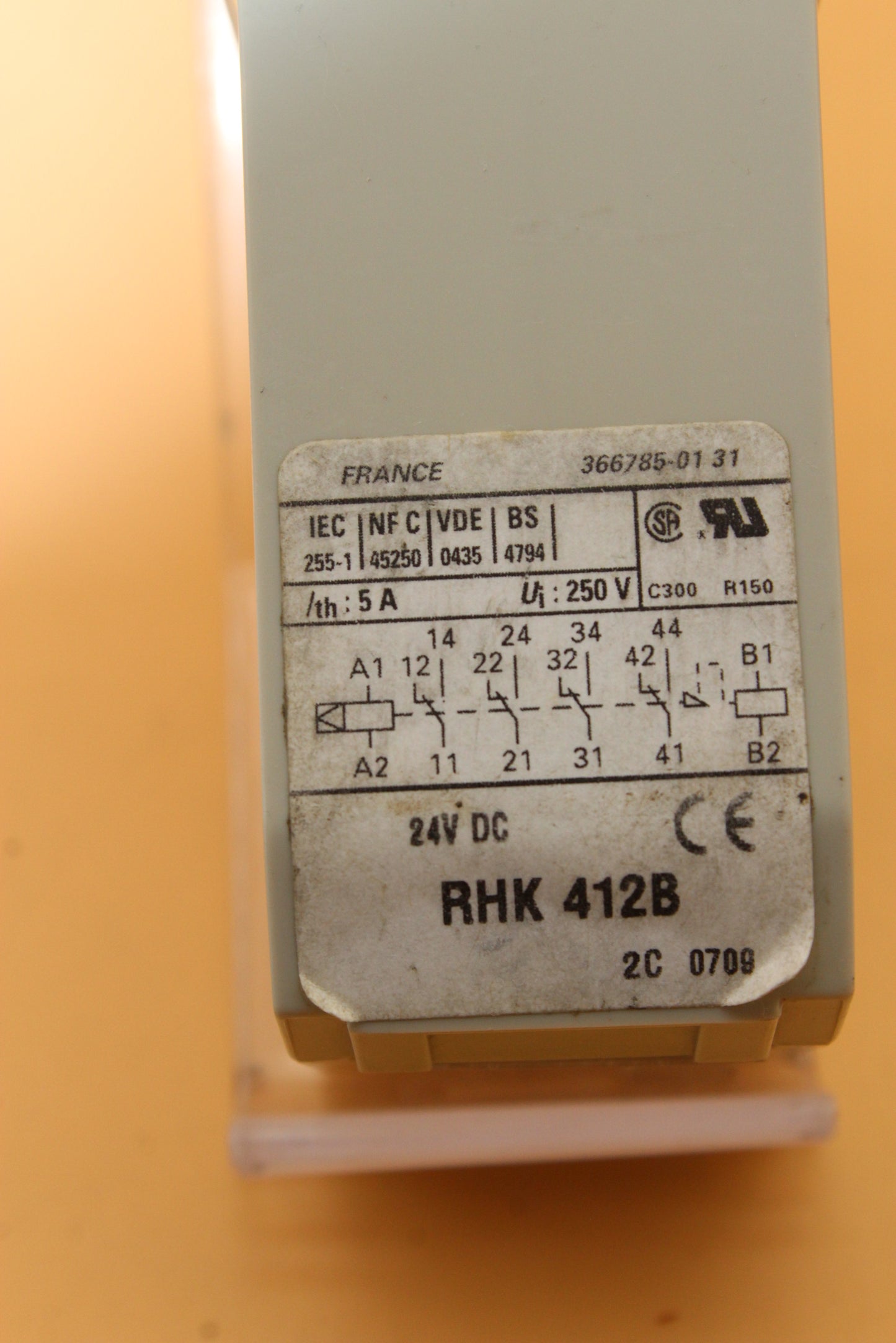 NEW OPEN BOX | TELEMECANIQUE | RHK 412B |