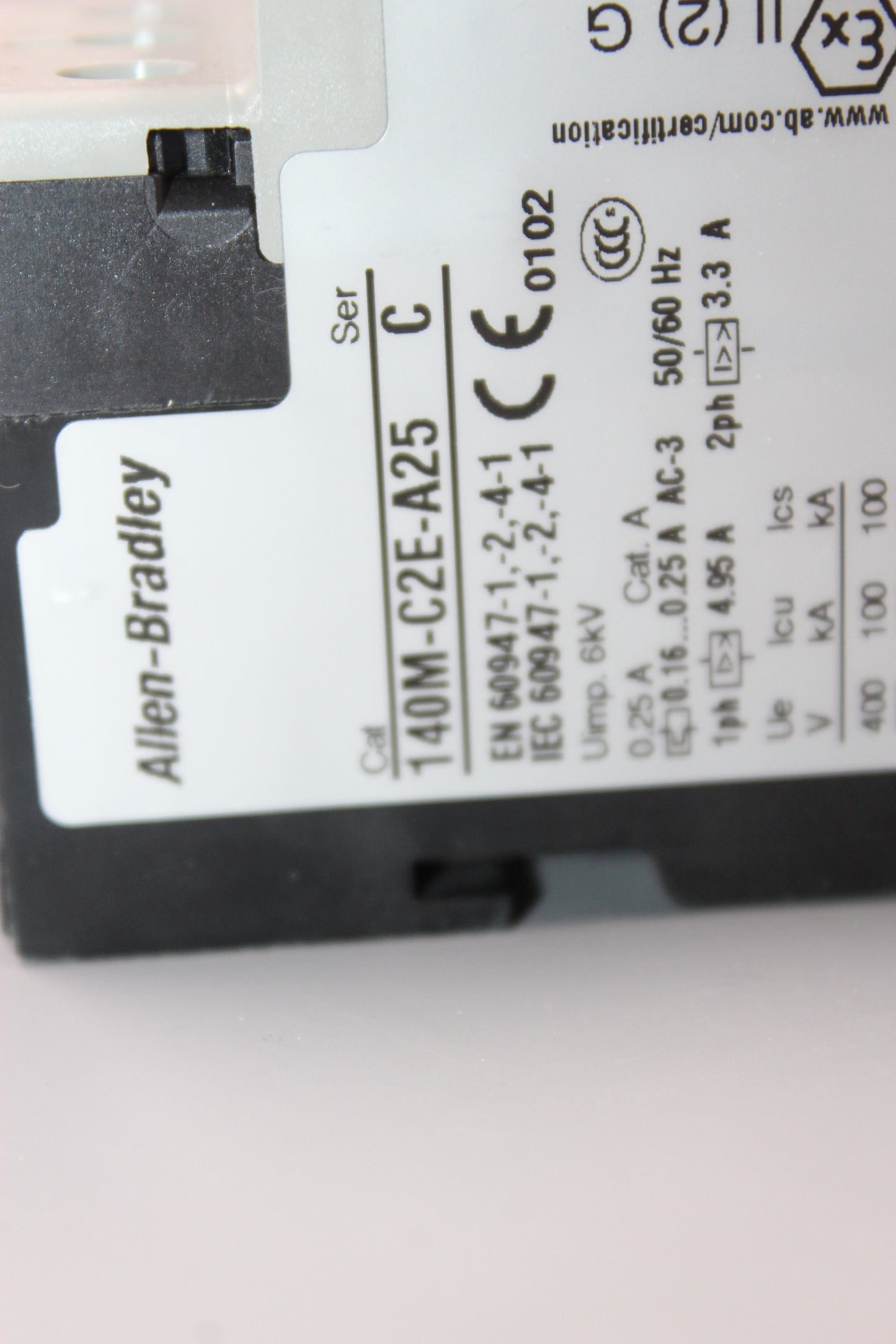 NEW | ALLEN-BRADLEY | 140M-C2E-A25 |