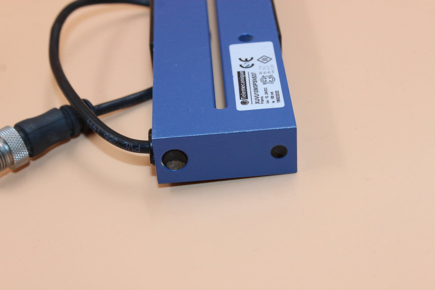 NEW NO BOX | TELEMECANIQUE | XUVU10M3PSNS37 |