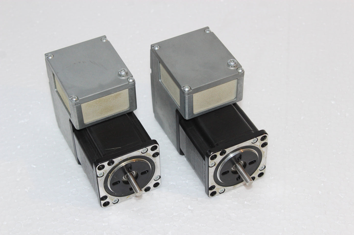 NEW NO BOX | BERGER LAHR | IFS62/2485ISDS |