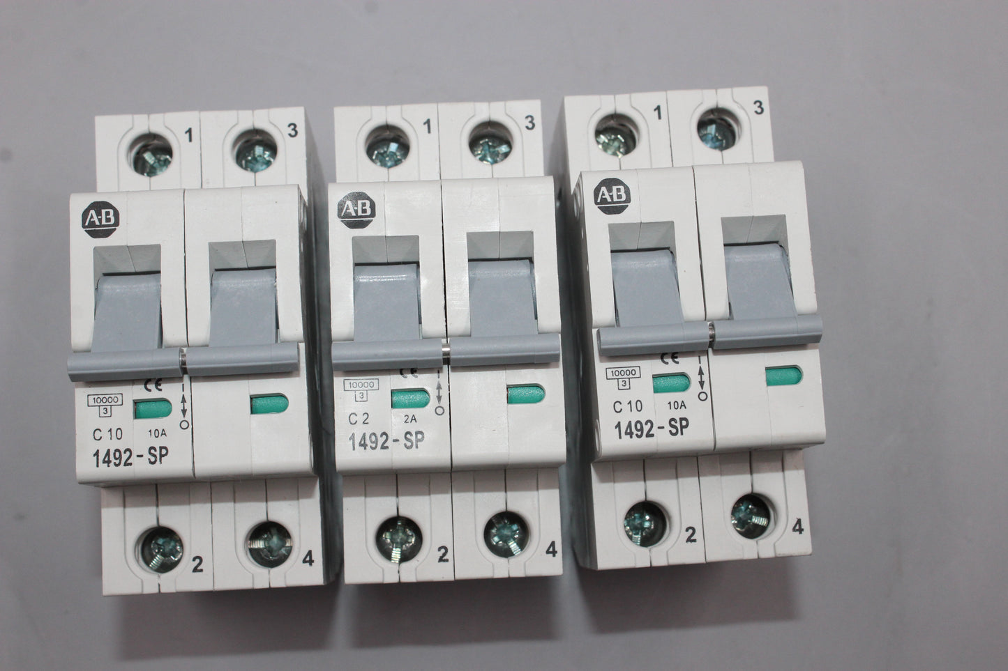 PREOWNED | ALLEN-BRADLEY | 1492-SP2C100 |