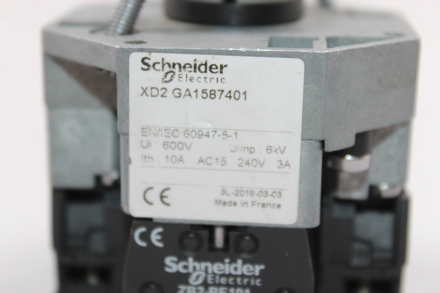 NEW OPEN BOX | SCHNEIDER ELECTRIC | XD2 GA1587401 |