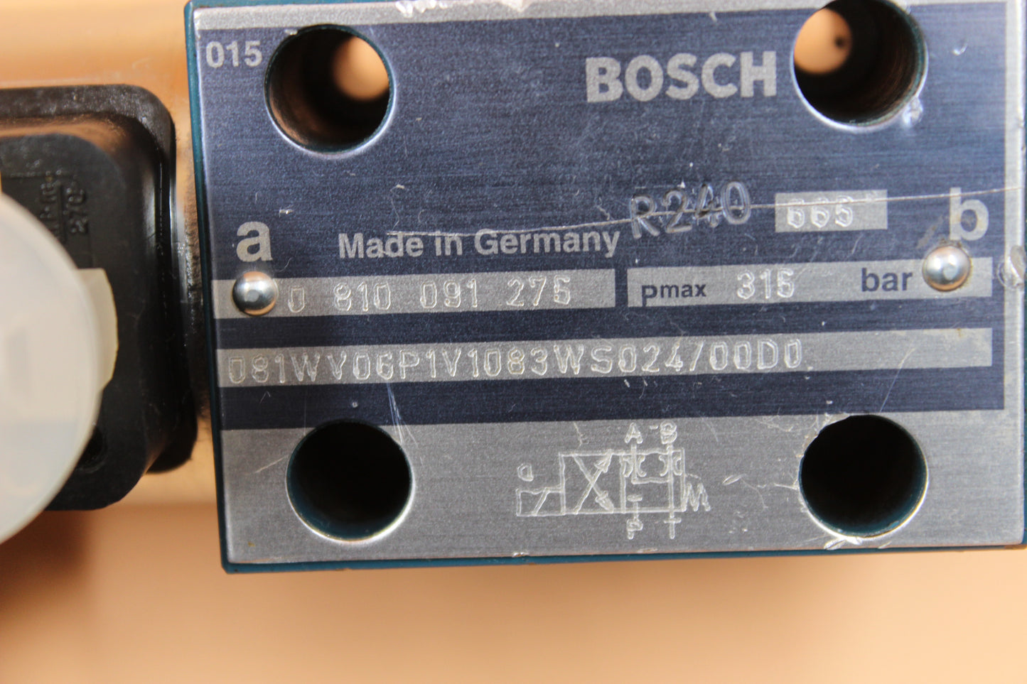 NEW NO BOX | BOSCH | 0 810 091 275 |