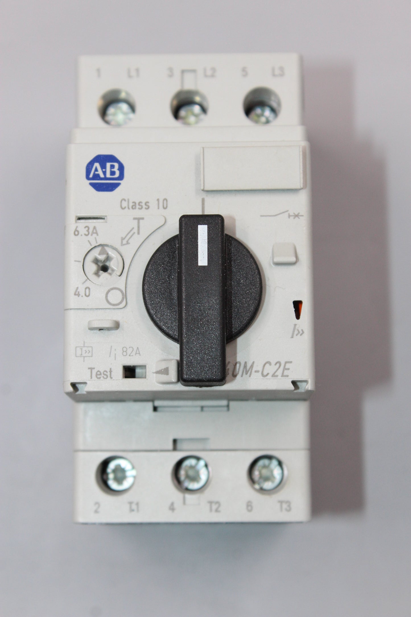 NEW | ALLEN-BRADLEY | 140M-C2E-B63 |
