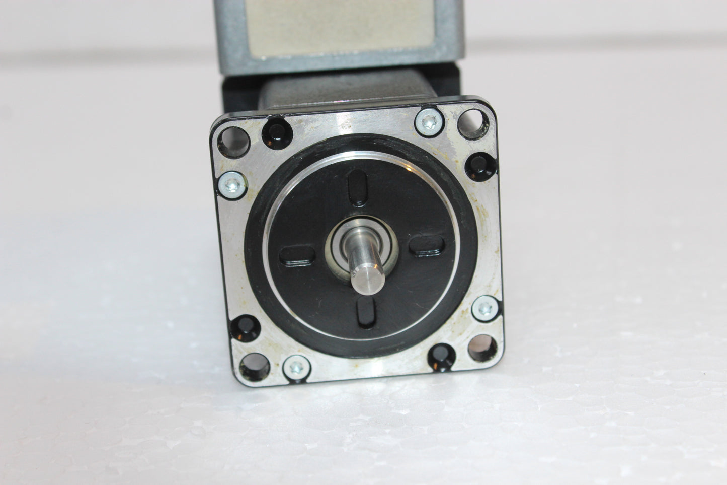 NEW NO BOX | BERGER LAHR | IFS62/2485ISDS |