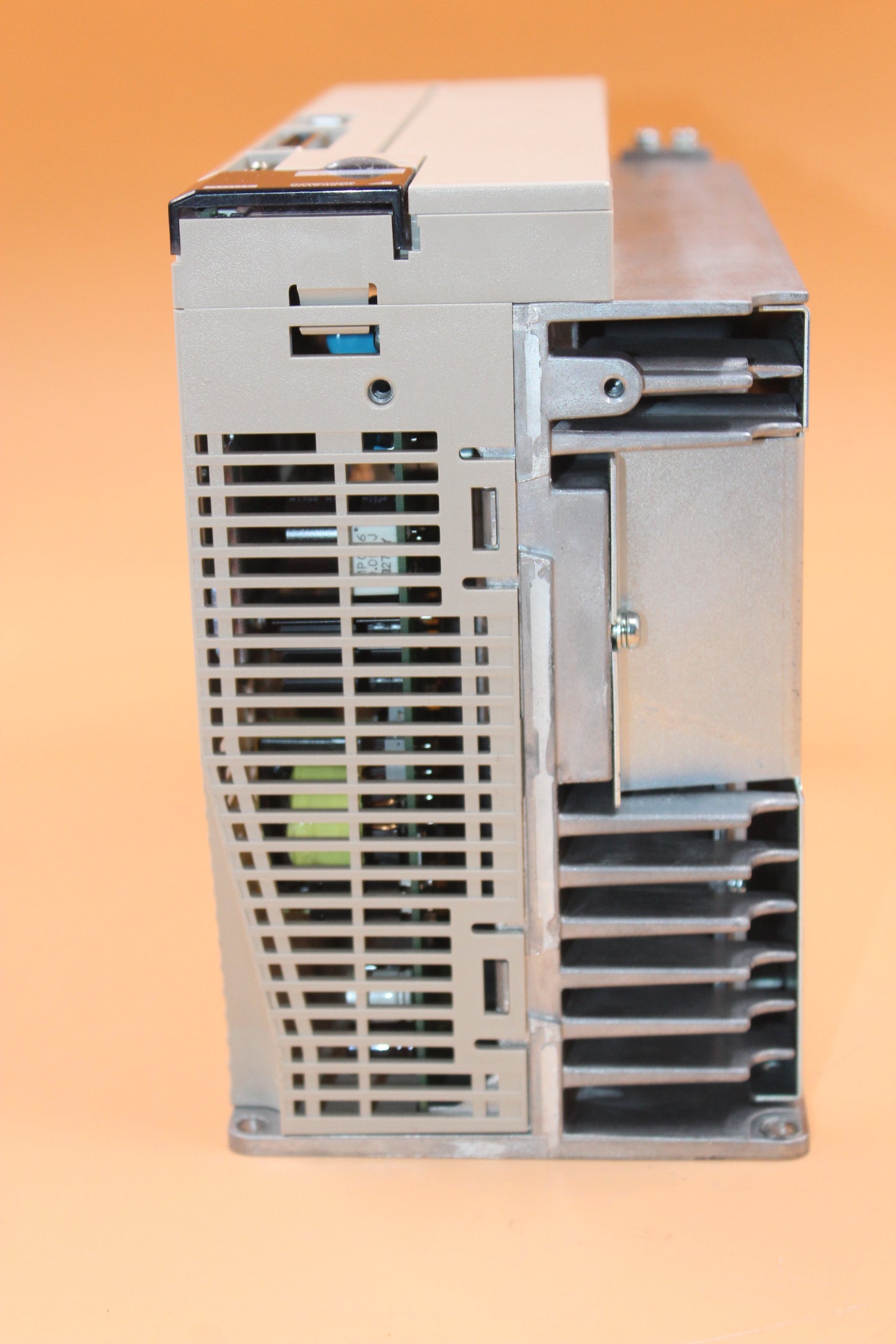 PREOWNED | YASKAWA  | SGDV-8R4D01A |