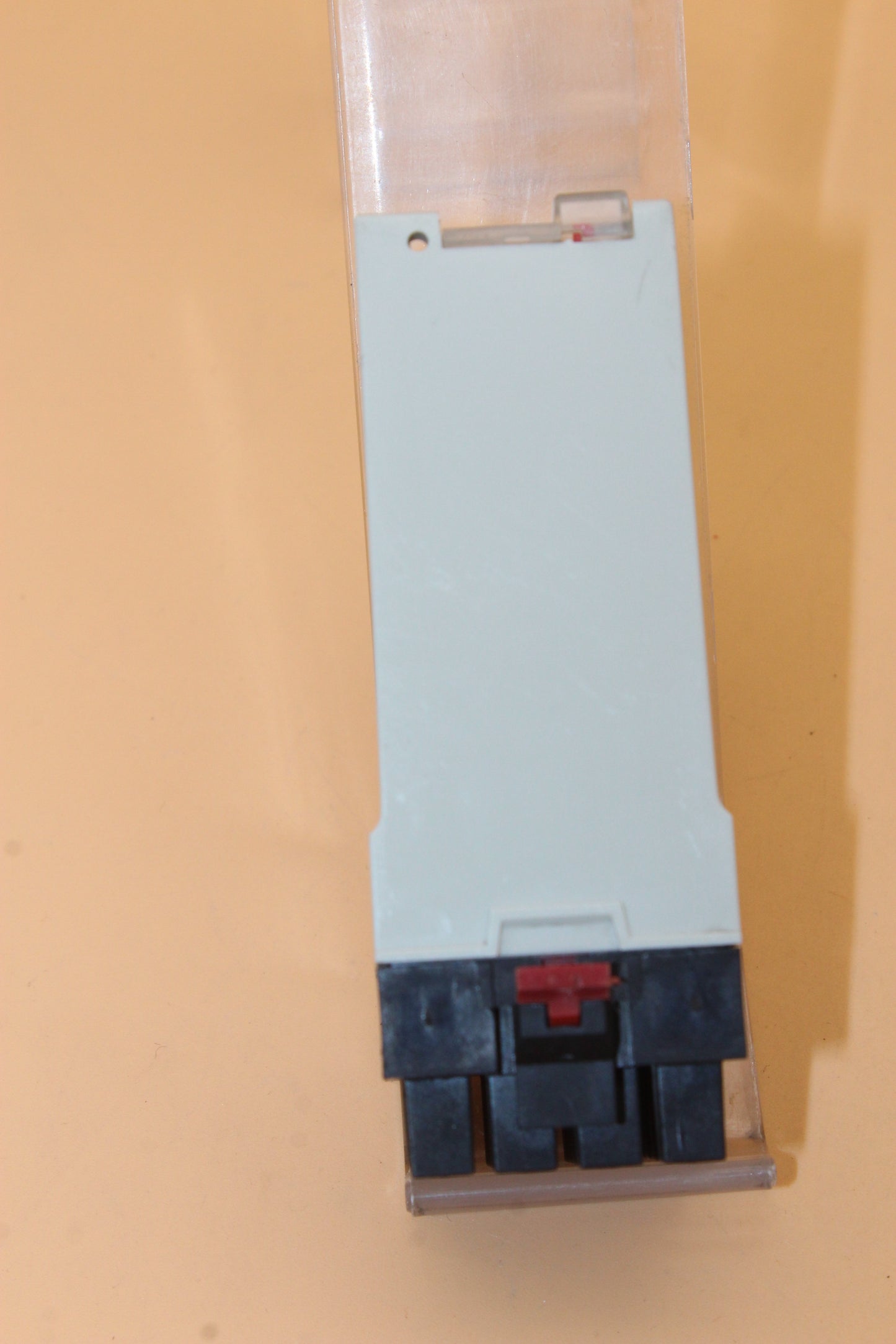 NEW OPEN BOX | TELEMECANIQUE | RHK 412B |