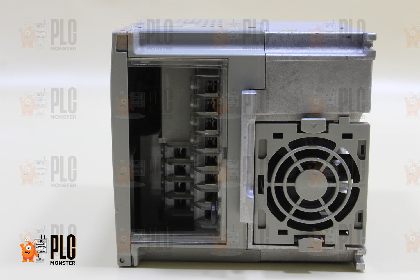NEW NO BOX | SCHNEIDER ELECTRIC | LXM05BD22NA |