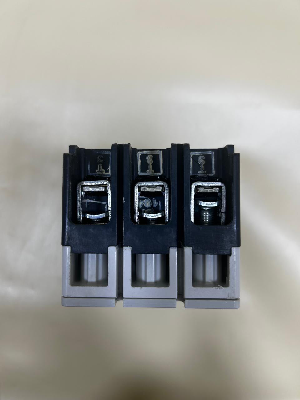 NEW OPEN BOX | ALLEN-BRADLEY | 140U-H2C3-C70 |