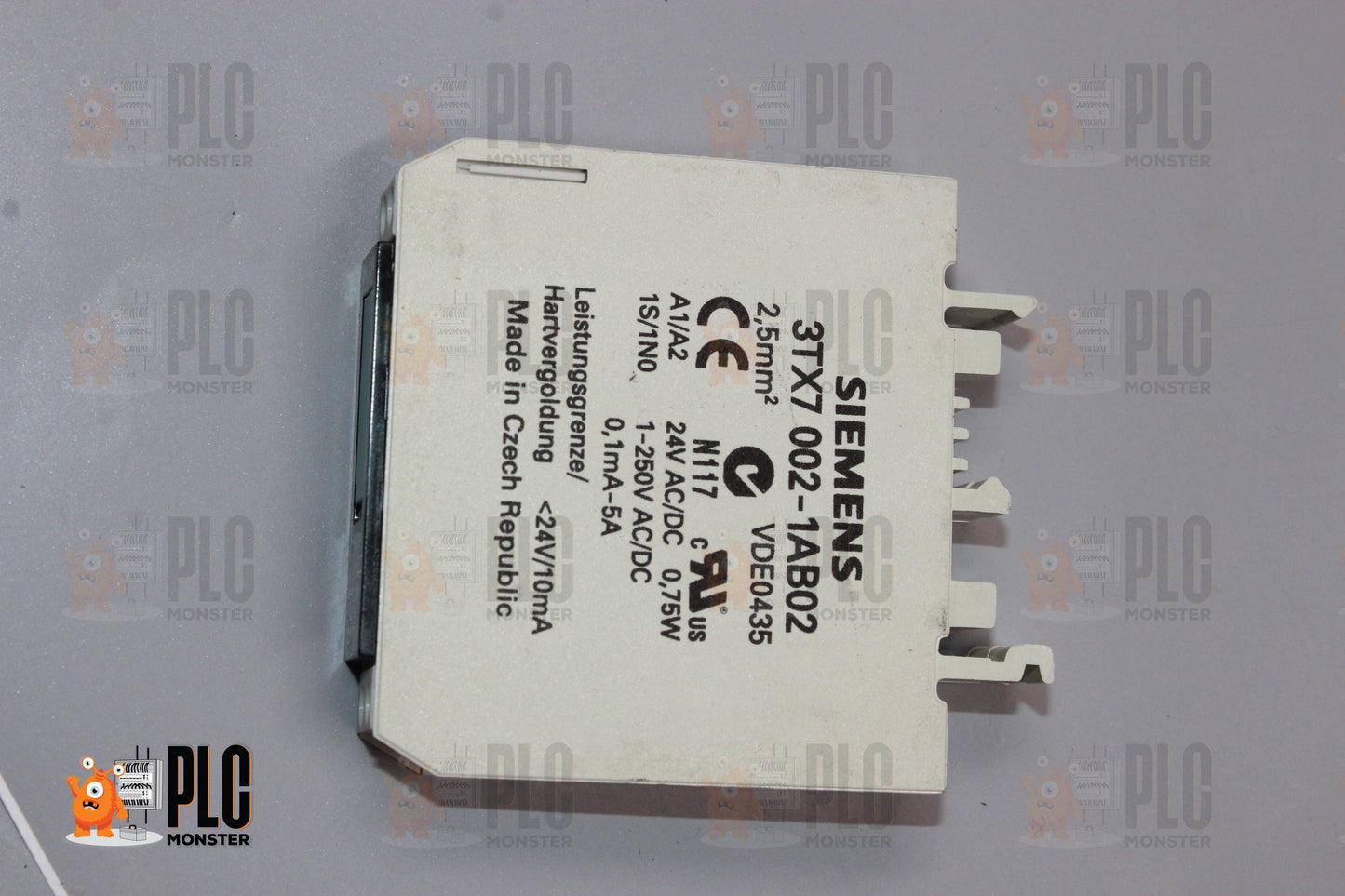 NEW | SIEMENS | 3TX7 002-1AB02 |