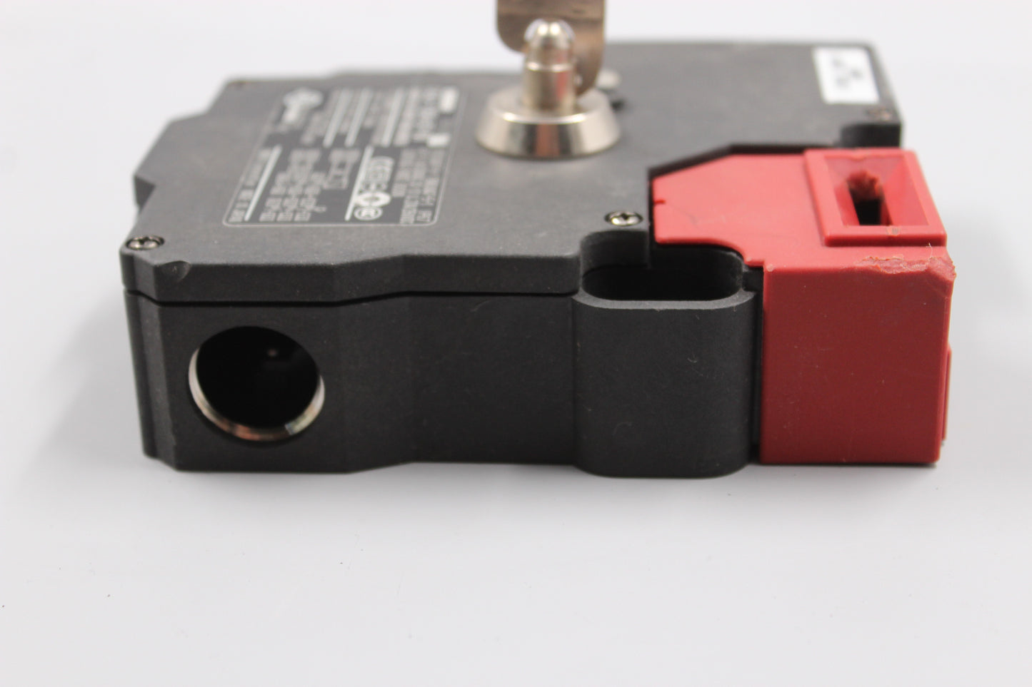 PREOWNED | OMRON | D4JL-1QFA-D7-01 |