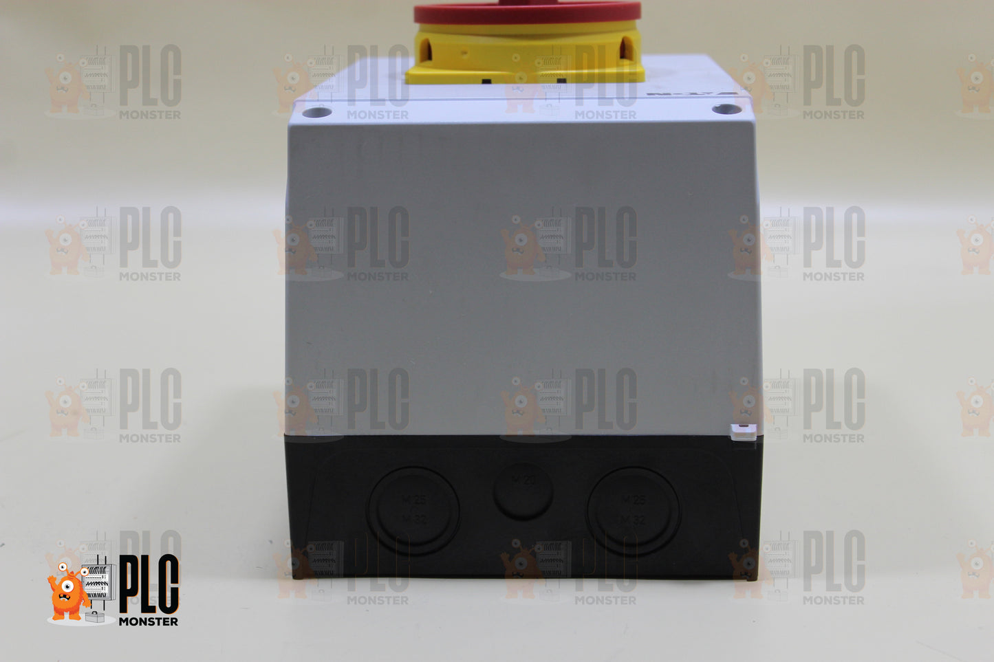 NEW OPEN BOX | MOELLER | T5B-4-15682/I4/SVB |