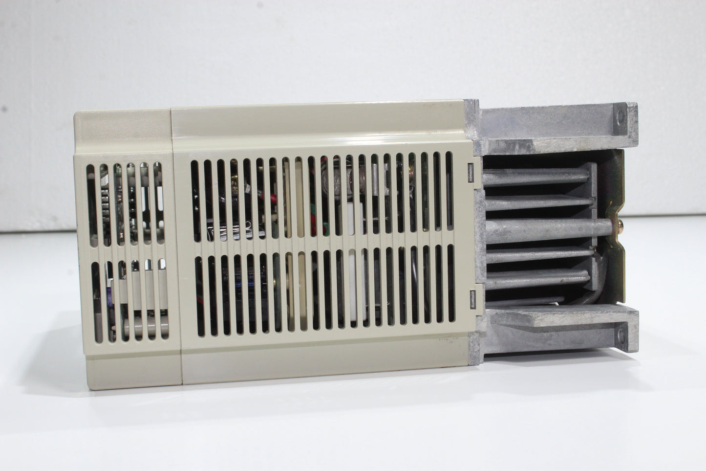 NEW OPEN BOX | YASKAWA | SGDB-15VDY1 |