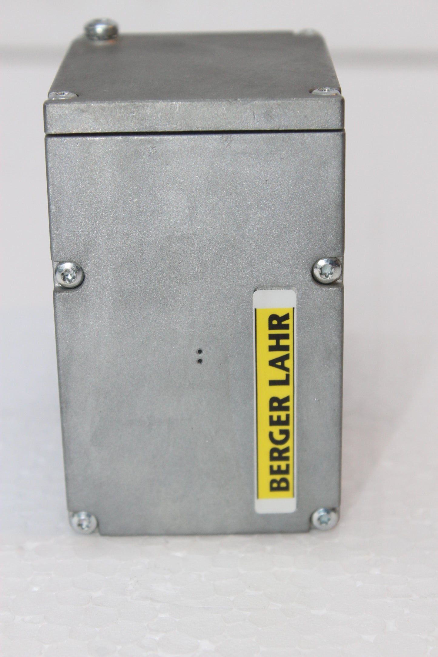 NEW NO BOX | BERGER LAHR | IFS62/2485ISDS |