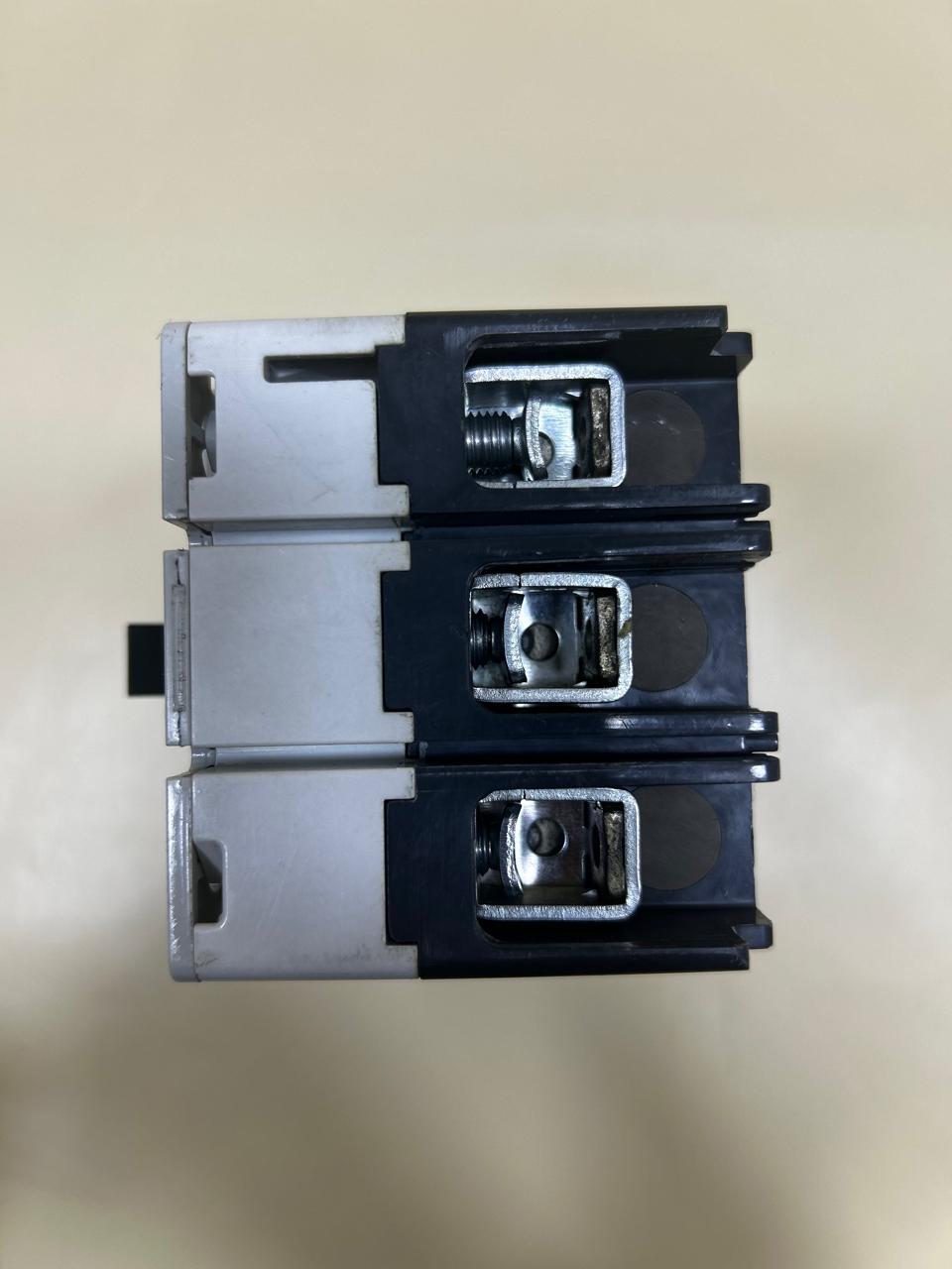 NEW OPEN BOX | ALLEN-BRADLEY | 140U-H3C3-C50 |