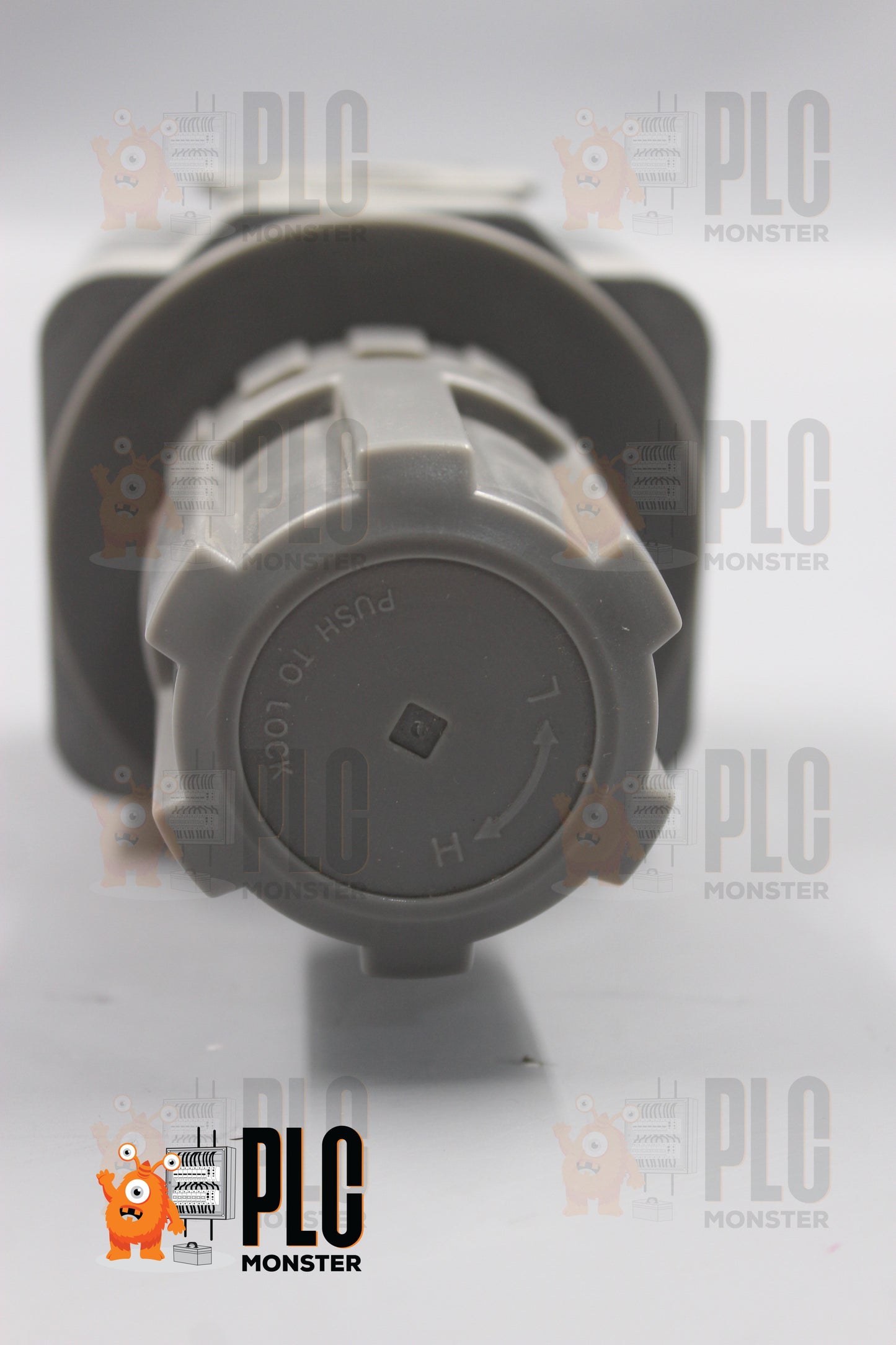 NEW | UNIVER  | HZE2R15GM |