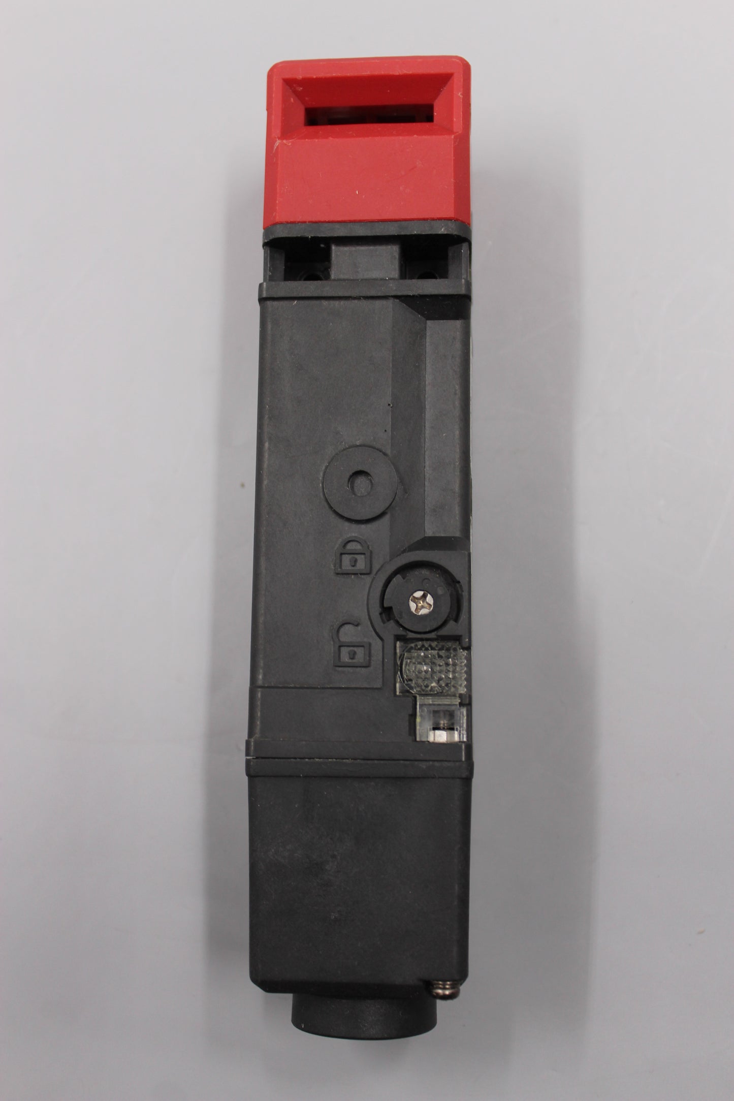 PREOWNED | OMRON |  D4SL-N2FFG-D |