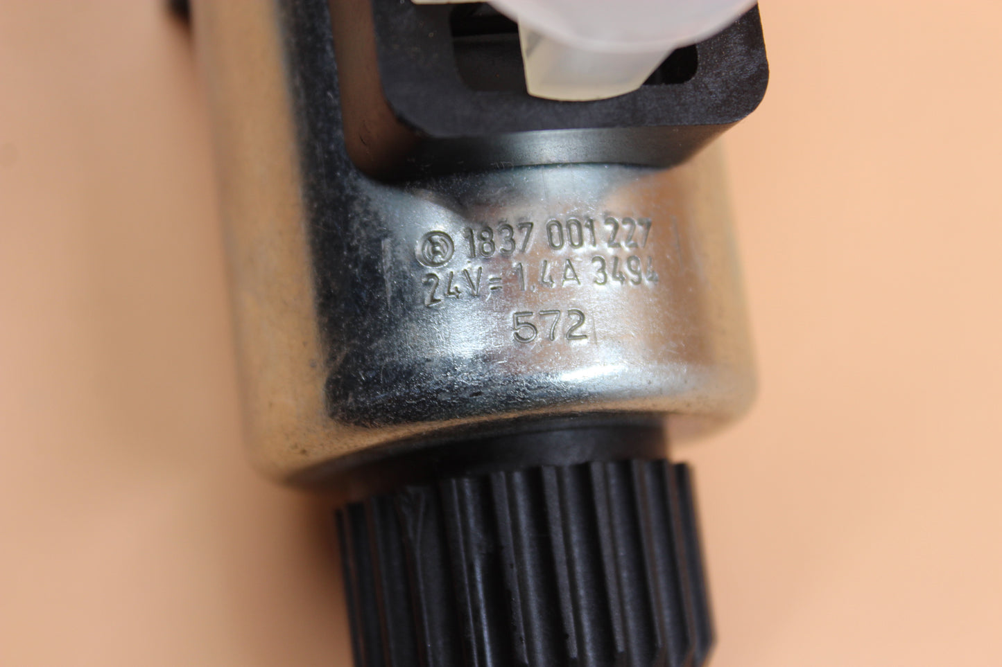 NEW NO BOX | BOSCH | 0 810 091 237 |