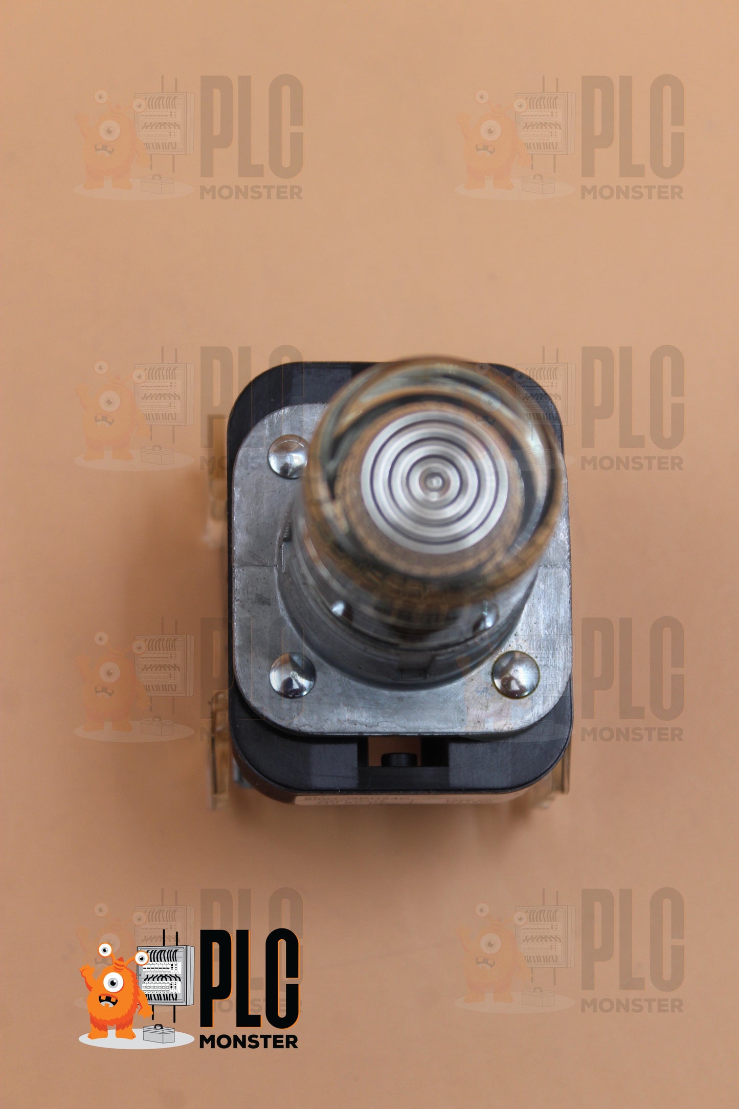 NEW | ALLEN-BRADLEY | 800T-QBH24C |