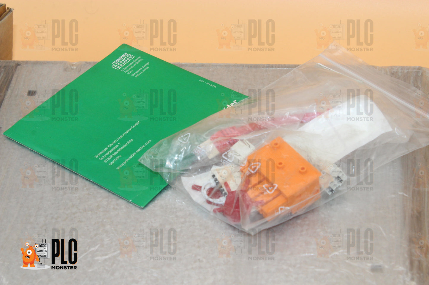 NEW NO BOX | SCHNEIDER ELECTRIC | LXM62DD27A21000 |
